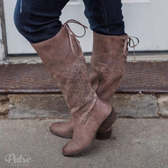 Not Rated Hermosa Boots Size 6.5